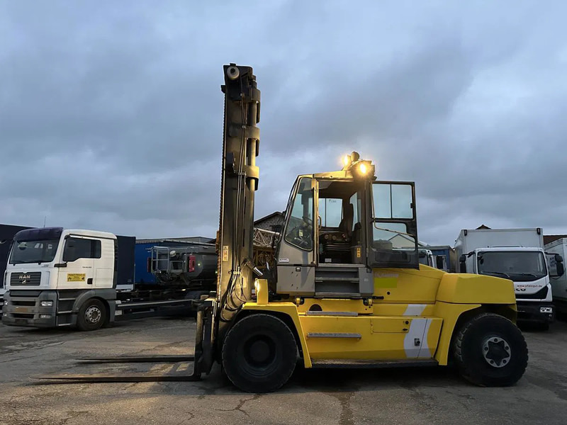 Kalmar DCE 120 -12 Frontstapler DCE 120 -12 Frontstapler - Chariot élévateur diesel: photos 2 Kalmar DCE 120 -12 Frontstapler DCE 120 -12 Frontstapler - Chariot élévateur diesel: photos 2
