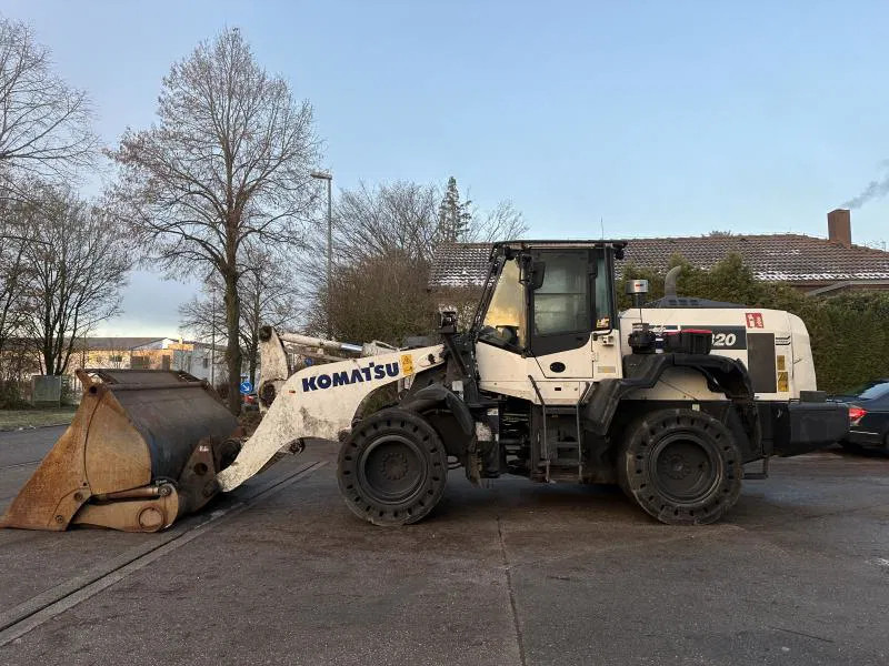 Komatsu WA 320-8 Klappsch. Hochlader WAAGE Schutzbel. Klim WA 320-8 Klappsch. Hochlader WAAGE Schutzbel. Klima - Chargeuse sur pneus: photos 1 Komatsu WA 320-8 Klappsch. Hochlader WAAGE Schutzbel. Klim WA 320-8 Klappsch. Hochlader WAAGE Schutzbel. Klima - Chargeuse sur pneus: photos 1