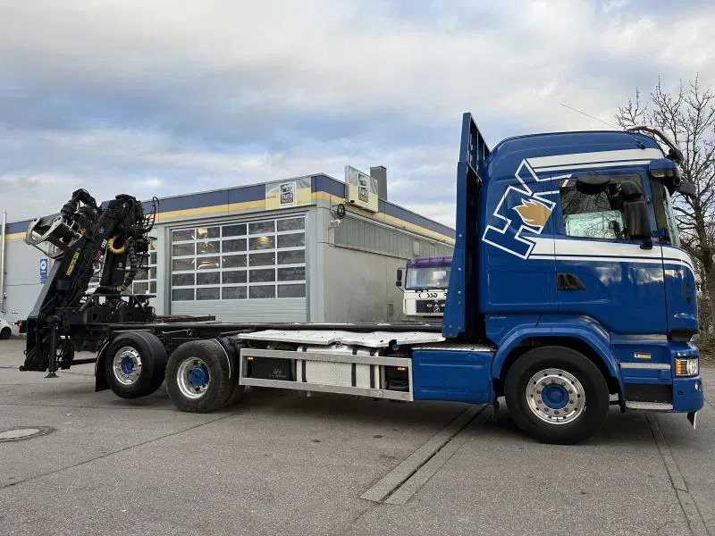 Scania 6x2 Kurzholz LOGLIFT 125 ZT 93 - Camion grumier: photos 1 Scania 6x2 Kurzholz LOGLIFT 125 ZT 93 - Camion grumier: photos 1