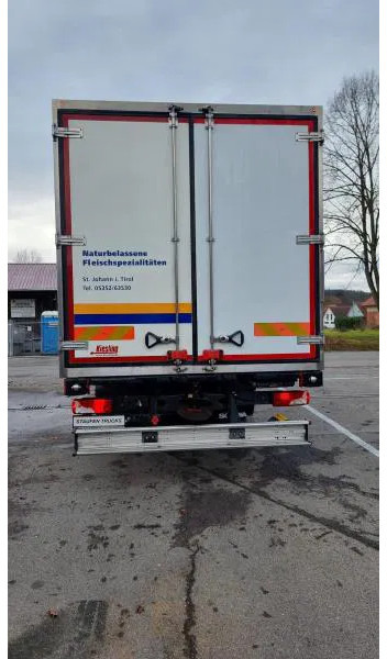 Scania P360 4X2 Fleisch Rohrbahnen Carrier Vector 1550 - Camion frigorifique: photos 5 Scania P360 4X2 Fleisch Rohrbahnen Carrier Vector 1550 - Camion frigorifique: photos 5