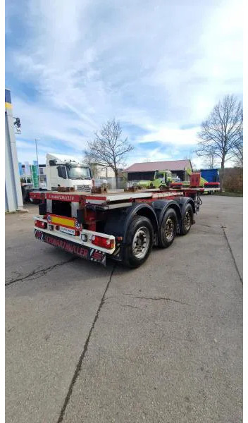 Schwarzmüller kurzes 3- Achs Chassis ADR für Chemie Spezialbehäl kurzes 3- Achs Chassis ADR für Chemie Spezialbehälter - Semi-remorque porte-conteneur/ Caisse mobile: photos 4 Schwarzmüller kurzes 3- Achs Chassis ADR für Chemie Spezialbehäl kurzes 3- Achs Chassis ADR für Chemie Spezialbehälter - Semi-remorque porte-conteneur/ Caisse mobile: photos 4