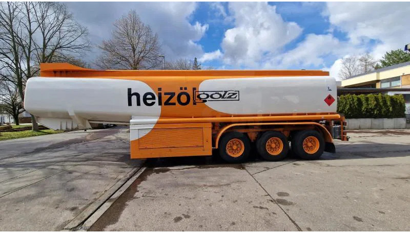 Schwelmer Eisenwerk TSA Diesel Heizöl 6 Kammern 35.5 m³ Zählwerk TKZ A TSA Diesel Heizöl 6 Kammern 35.5 m³ Zählwerk TKZ ABS - Semi-remorque citerne: photos 1 Schwelmer Eisenwerk TSA Diesel Heizöl 6 Kammern 35.5 m³ Zählwerk TKZ A TSA Diesel Heizöl 6 Kammern 35.5 m³ Zählwerk TKZ ABS - Semi-remorque citerne: photos 1