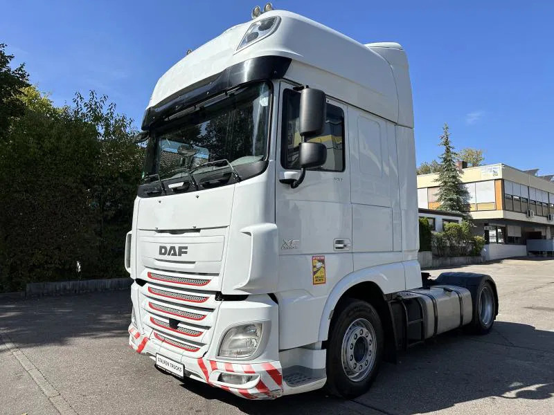 DAF XF 106.510 SSC MEGA Intarder ACC 2x Tank - Tracteur routier: photos 1 DAF XF 106.510 SSC MEGA Intarder ACC 2x Tank - Tracteur routier: photos 1