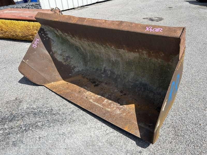 1860mm - Lateral Droit - Godet pour chargeur pour Engins de chantier: photos 1 1860mm - Lateral Droit - Godet pour chargeur pour Engins de chantier: photos 1