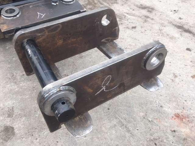 LIEBHERR SW33 - 2 oreilles + axe 60mm - Attache rapide: photos 2 LIEBHERR SW33 - 2 oreilles + axe 60mm - Attache rapide: photos 2