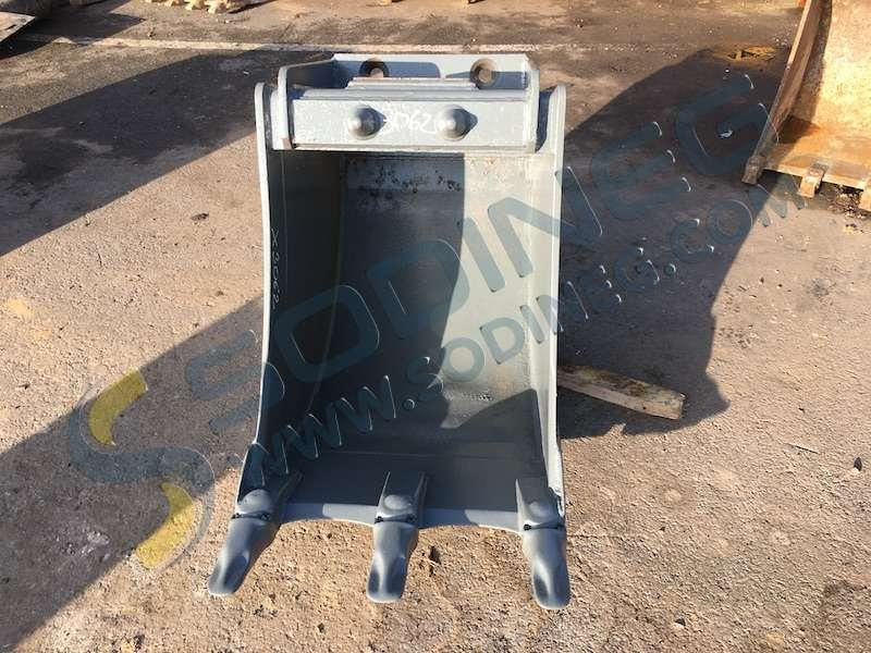 MECALAC 600mm - series 8 / 10 / 11 et 12 - Godet pour pelle pour Engins de chantier: photos 3 MECALAC 600mm - series 8 / 10 / 11 et 12 - Godet pour pelle pour Engins de chantier: photos 3