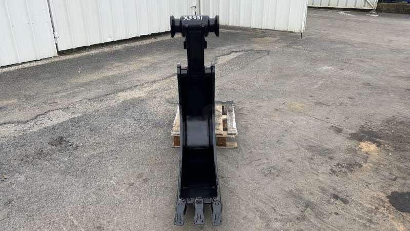 MORIN M3 - Type Banane - 270mm - Godet pour pelle pour Engins de chantier: photos 3 MORIN M3 - Type Banane - 270mm - Godet pour pelle pour Engins de chantier: photos 3