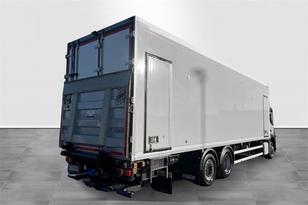 Mercedes-Benz ACTROS 2546L-6X2/ 60 FRC 07/2026 - Camion isothermique: photos 5 Mercedes-Benz ACTROS 2546L-6X2/ 60 FRC 07/2026 - Camion isothermique: photos 5