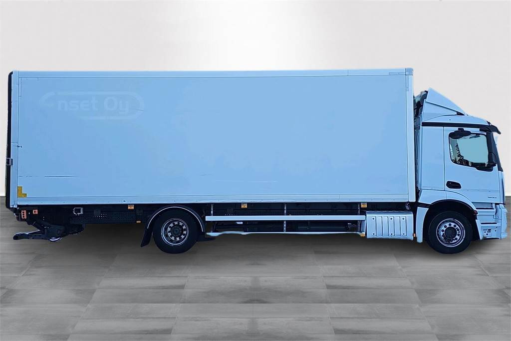Mercedes-Benz ACTROS 5 1832 LNR 4x2 8,5n Fokor Ksa-umpikori - Camion fourgon: photos 4 Mercedes-Benz ACTROS 5 1832 LNR 4x2 8,5n Fokor Ksa-umpikori - Camion fourgon: photos 4