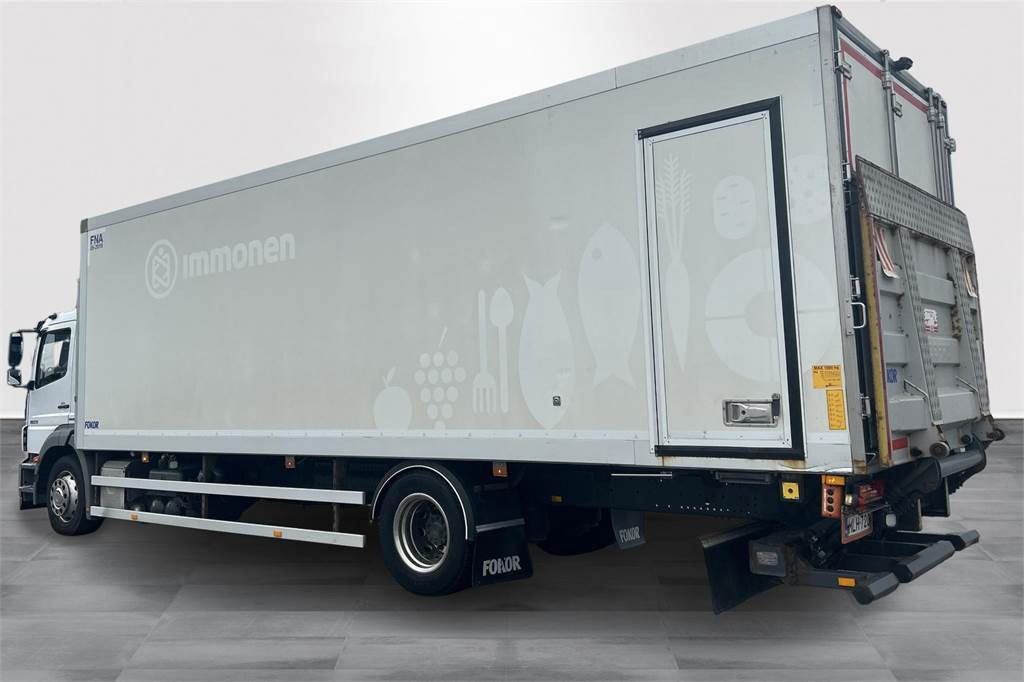 Mercedes-Benz AXOR 1829Lnr-4x2/57 - Camion isothermique: photos 3 Mercedes-Benz AXOR 1829Lnr-4x2/57 - Camion isothermique: photos 3
