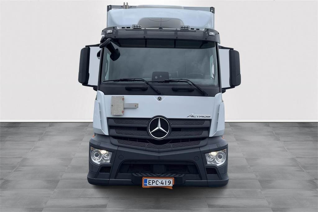 Mercedes-Benz Actros 1827 4x2 8,7m umpikori+PL nostin - Camion isothermique: photos 3 Mercedes-Benz Actros 1827 4x2 8,7m umpikori+PL nostin - Camion isothermique: photos 3