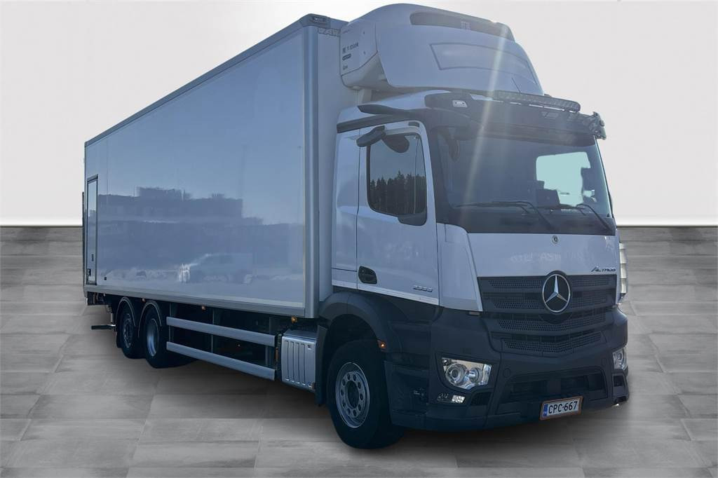 Mercedes-Benz Actros 2551 9.9m FRC 07/2027 - Camion isothermique: photos 4 Mercedes-Benz Actros 2551 9.9m FRC 07/2027 - Camion isothermique: photos 4