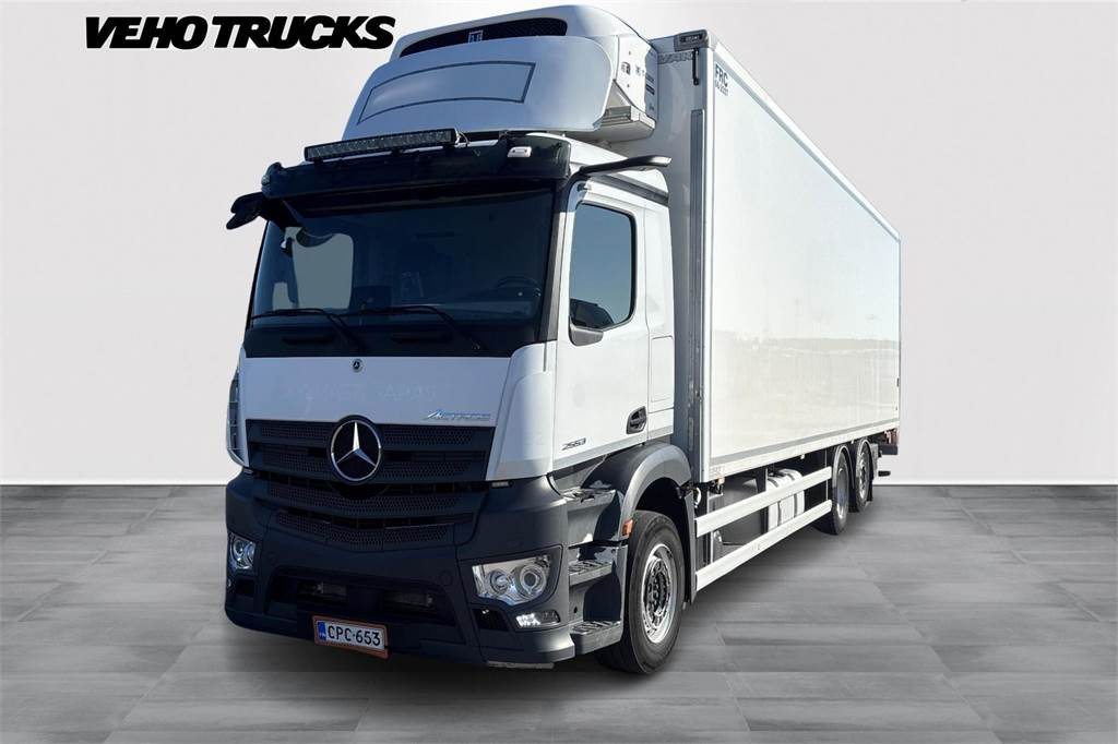 Mercedes-Benz Actros 2553L FRC 9,9m FRC 06/2027 - Camion isothermique: photos 2 Mercedes-Benz Actros 2553L FRC 9,9m FRC 06/2027 - Camion isothermique: photos 2