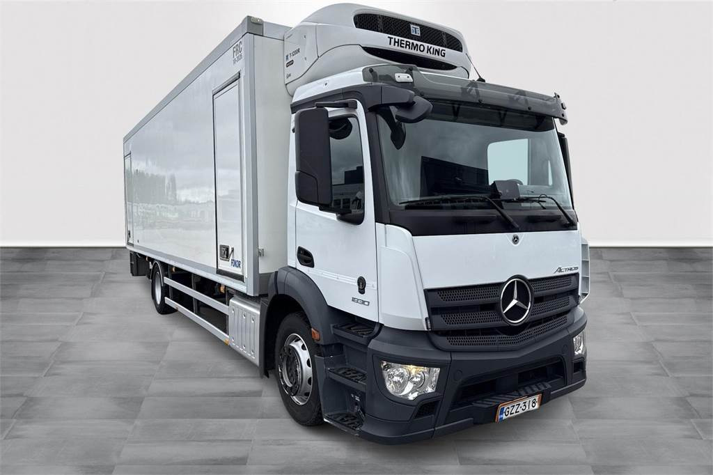 Mercedes-Benz Actros 5 1830L nR 4x2 FRC 10/2026 - Camion isothermique: photos 3 Mercedes-Benz Actros 5 1830L nR 4x2 FRC 10/2026 - Camion isothermique: photos 3