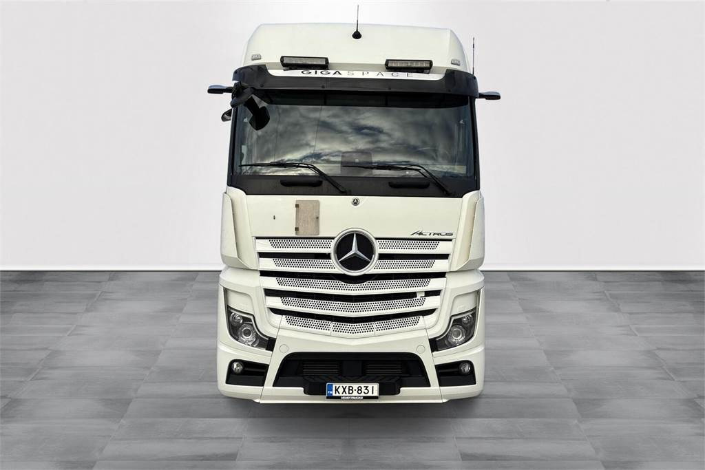 Mercedes-Benz ACTROS 5 2551 LS 6x2 - Tracteur routier: photos 2 Mercedes-Benz ACTROS 5 2551 LS 6x2 - Tracteur routier: photos 2