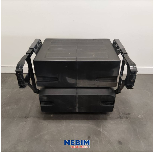 Volvo Volvo - 21353653 - Volvo gereedschapskist - Pièces de rechange pour Camion: photos 4 Volvo Volvo - 21353653 - Volvo gereedschapskist - Pièces de rechange pour Camion: photos 4