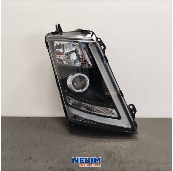 Volvo Volvo - 22239248 - Koplamp rechts FH16 Bi Xenon - Pièces de rechange pour Camion: photos 2 Volvo Volvo - 22239248 - Koplamp rechts FH16 Bi Xenon - Pièces de rechange pour Camion: photos 2