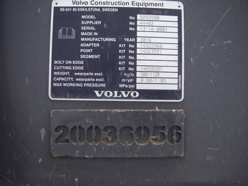 (99000822) 1.15 m Tieflöffel / bucket Volvo S6 - Accessoire pour Engins de chantier: photos 3 (99000822) 1.15 m Tieflöffel / bucket Volvo S6 - Accessoire pour Engins de chantier: photos 3