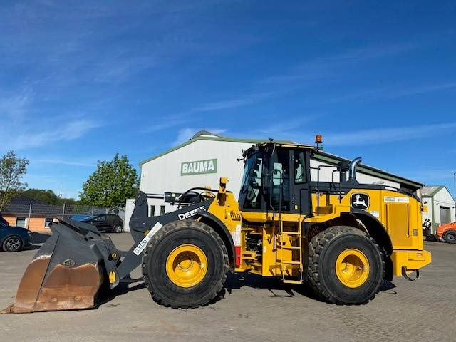 John Deere 744 P MIETE / RENTAL (12002126) - Chargeuse sur pneus: photos 2 John Deere 744 P MIETE / RENTAL (12002126) - Chargeuse sur pneus: photos 2