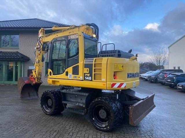 Komatsu PW 148-8 MIETE / RENTAL (12005295) - Pelle sur pneus: photos 2 Komatsu PW 148-8 MIETE / RENTAL (12005295) - Pelle sur pneus: photos 2