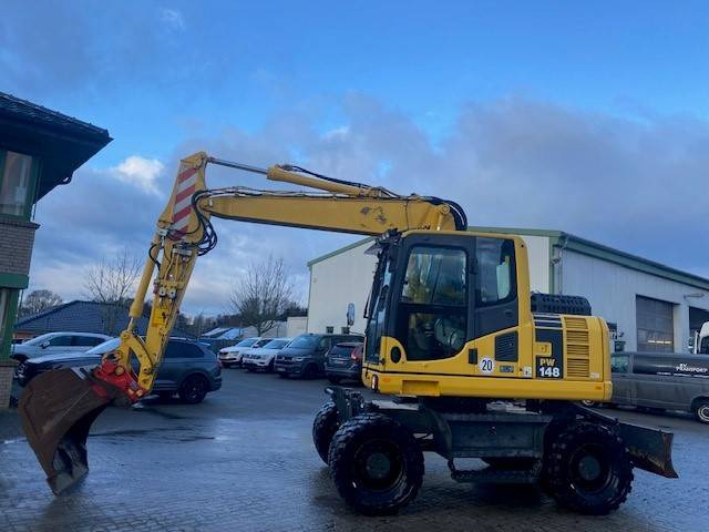 Komatsu PW 148-8 MIETE / RENTAL (12005295) - Pelle sur pneus: photos 1 Komatsu PW 148-8 MIETE / RENTAL (12005295) - Pelle sur pneus: photos 1