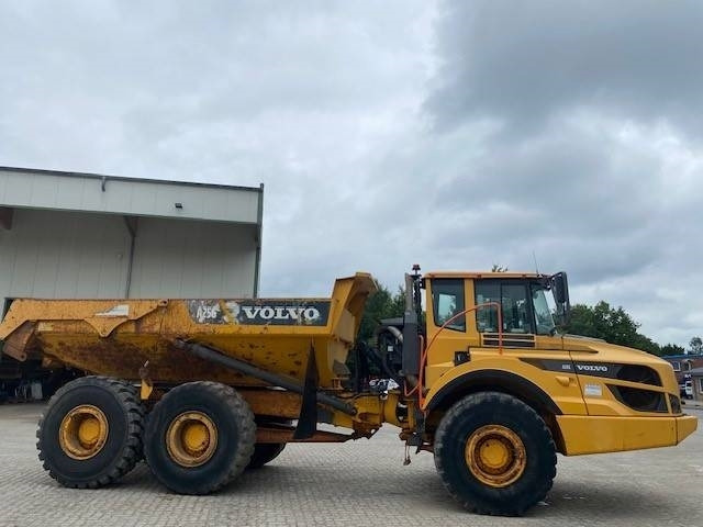 Volvo A 25 G MIETE / RENTAL (12000501) - Tombereau articulé: photos 5 Volvo A 25 G MIETE / RENTAL (12000501) - Tombereau articulé: photos 5