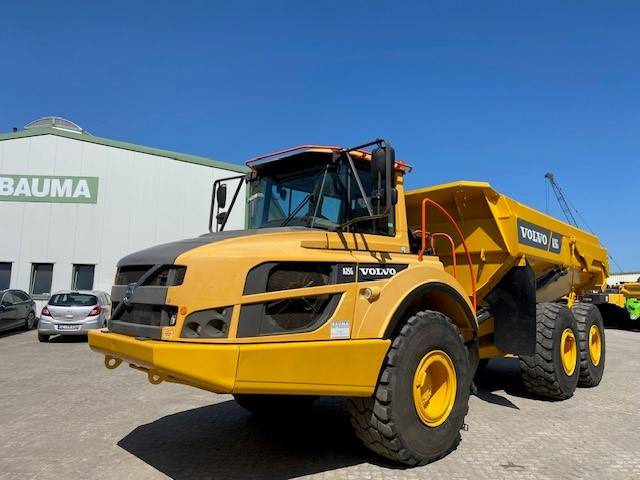 Volvo A 25 G MIETE / RENTAL (12000739) - Tombereau articulé: photos 1 Volvo A 25 G MIETE / RENTAL (12000739) - Tombereau articulé: photos 1