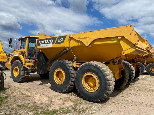 Volvo A 25 G MIETE / RENTAL (12001045) - Tombereau articulé: photos 2 Volvo A 25 G MIETE / RENTAL (12001045) - Tombereau articulé: photos 2