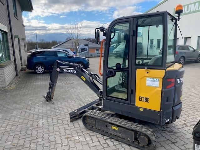 Volvo EC 18 E MIETE / RENTAL (12001761) - Mini pelle: photos 2 Volvo EC 18 E MIETE / RENTAL (12001761) - Mini pelle: photos 2