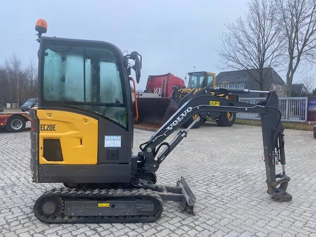 Volvo EC 20 E MIETE / RENTAL (12001805) - Mini pelle: photos 5 Volvo EC 20 E MIETE / RENTAL (12001805) - Mini pelle: photos 5