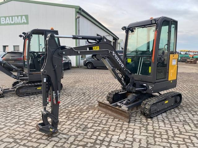 Volvo EC 20 E MIETE / RENTAL (12001812) - Mini pelle: photos 1 Volvo EC 20 E MIETE / RENTAL (12001812) - Mini pelle: photos 1