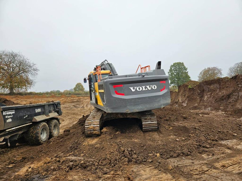 Volvo EC 250 E NL MIETE / RENTAL (12001053) - Pelle sur chenille: photos 5 Volvo EC 250 E NL MIETE / RENTAL (12001053) - Pelle sur chenille: photos 5