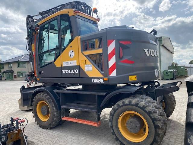 Volvo EWR 150 E MIETE / RENTAL (12001017) - Pelle sur pneus: photos 5 Volvo EWR 150 E MIETE / RENTAL (12001017) - Pelle sur pneus: photos 5