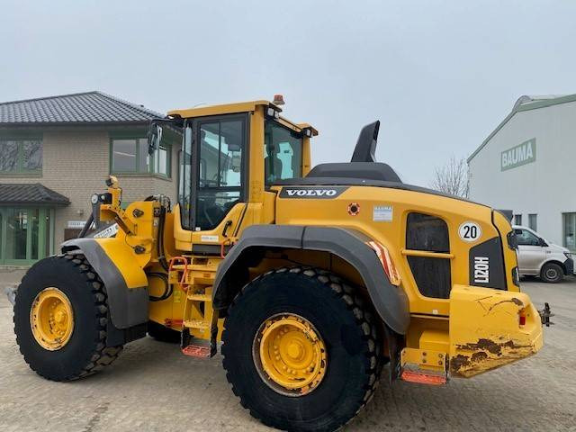Volvo L 120 H MIETE / RENTAL (12000892) - Chargeuse sur pneus: photos 3 Volvo L 120 H MIETE / RENTAL (12000892) - Chargeuse sur pneus: photos 3