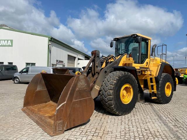 Volvo L 150 G engine overhauled (12005173) - Chargeuse sur pneus: photos 1 Volvo L 150 G engine overhauled (12005173) - Chargeuse sur pneus: photos 1