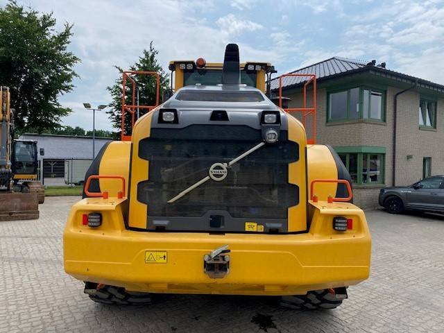 Volvo L 260 H 6.8 cbm MIETE / RENTAL (12002252) - Chargeuse sur pneus: photos 3 Volvo L 260 H 6.8 cbm MIETE / RENTAL (12002252) - Chargeuse sur pneus: photos 3