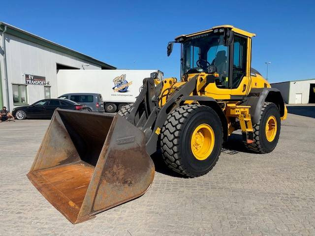 Volvo L 60 H MIETE / RENTAL (12005370) - Chargeuse sur pneus: photos 1 Volvo L 60 H MIETE / RENTAL (12005370) - Chargeuse sur pneus: photos 1