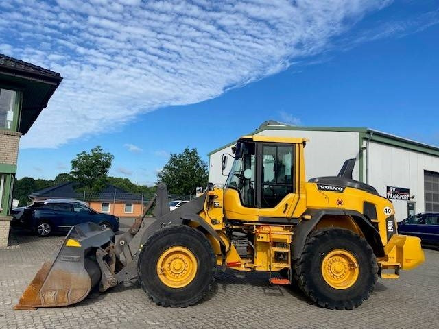 Volvo L 90 H MIETE / RENTAL (12002215) - Chargeuse sur pneus: photos 2 Volvo L 90 H MIETE / RENTAL (12002215) - Chargeuse sur pneus: photos 2