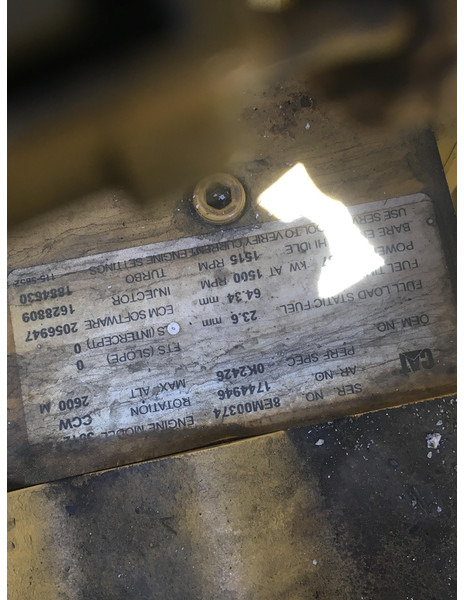 Caterpillar STAMFORD HC.M734H2 GENERATOR 1500 KVA USED - Groupe électrogène: photos 5 Caterpillar STAMFORD HC.M734H2 GENERATOR 1500 KVA USED - Groupe électrogène: photos 5