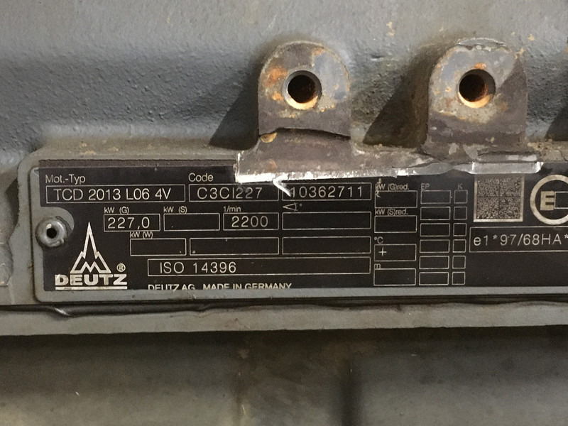 Engins de chantier Deutz TCD2013L06 4V USED: photos 6