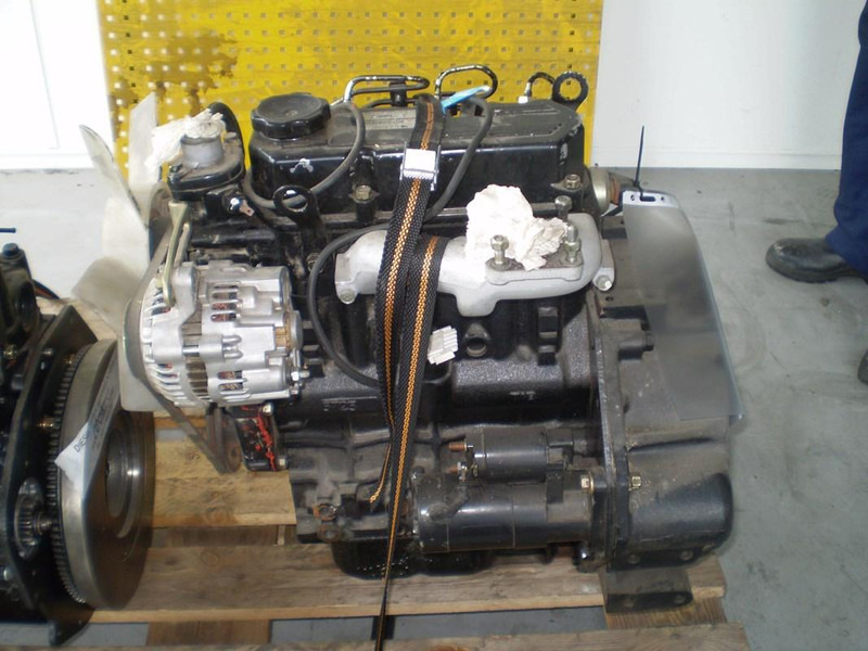 Mitsubishi S3 L2 FOR PARTS - Engins de chantier: photos 1 Mitsubishi S3 L2 FOR PARTS - Engins de chantier: photos 1
