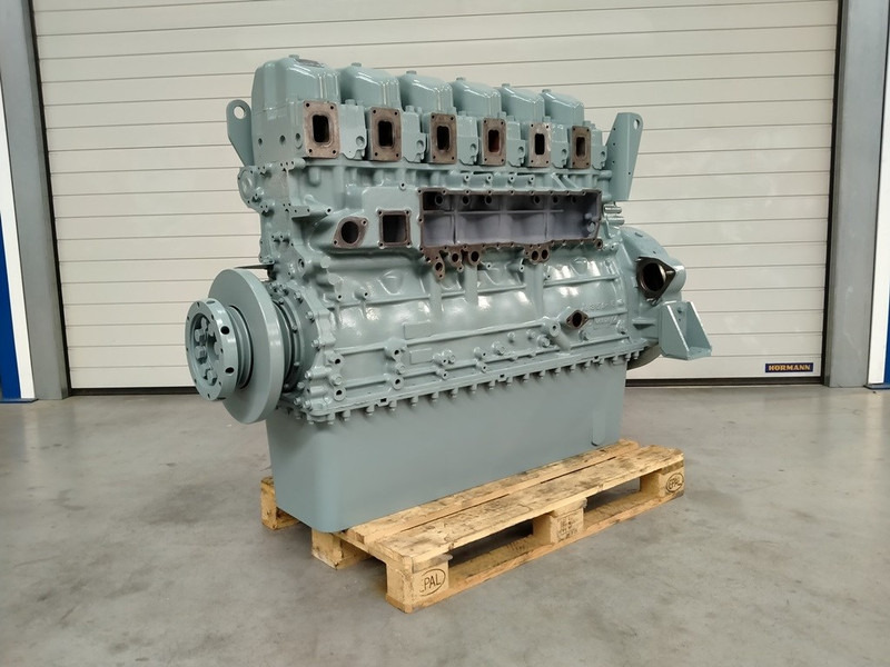 Mitsubishi S6A3-MPTK LONG-BLOCK - Engins de chantier: photos 3 Mitsubishi S6A3-MPTK LONG-BLOCK - Engins de chantier: photos 3