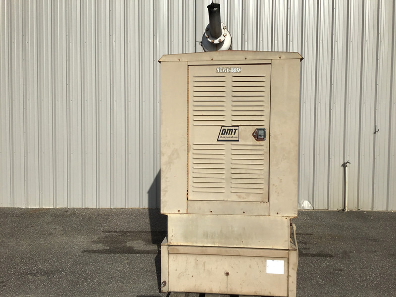 John Deere 6081TF001 GENERATOR 125KW USED - Groupe électrogène: photos 2 John Deere 6081TF001 GENERATOR 125KW USED - Groupe électrogène: photos 2