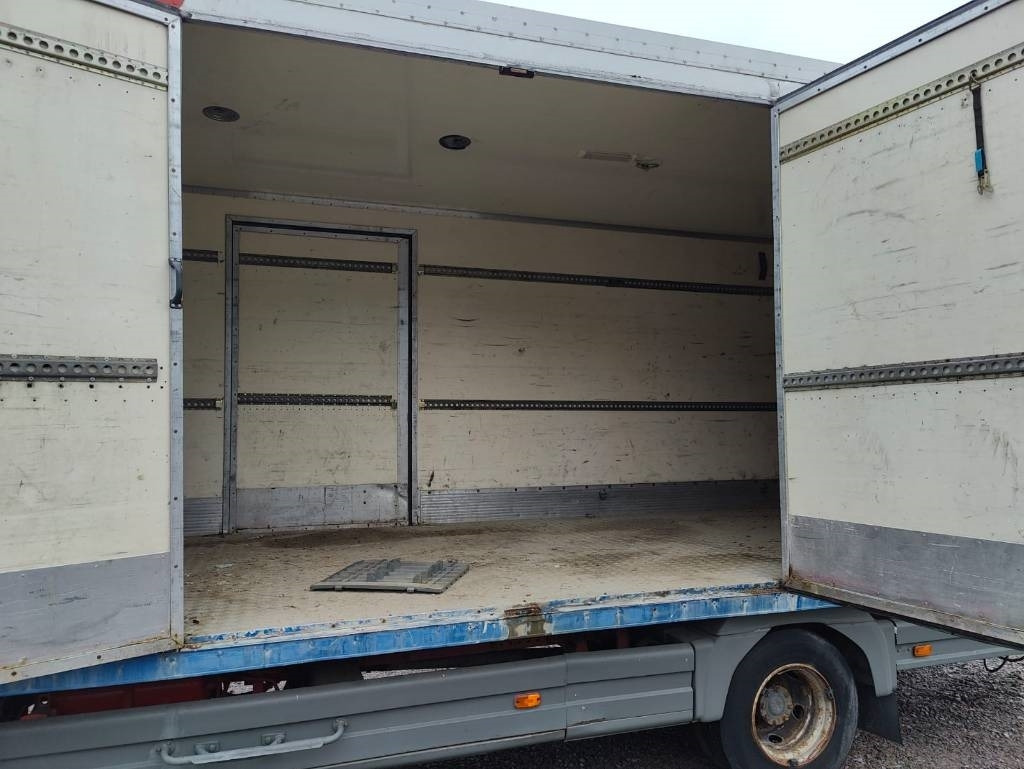 Mercedes-Benz Atego 1023 - Camion fourgon: photos 5 Mercedes-Benz Atego 1023 - Camion fourgon: photos 5