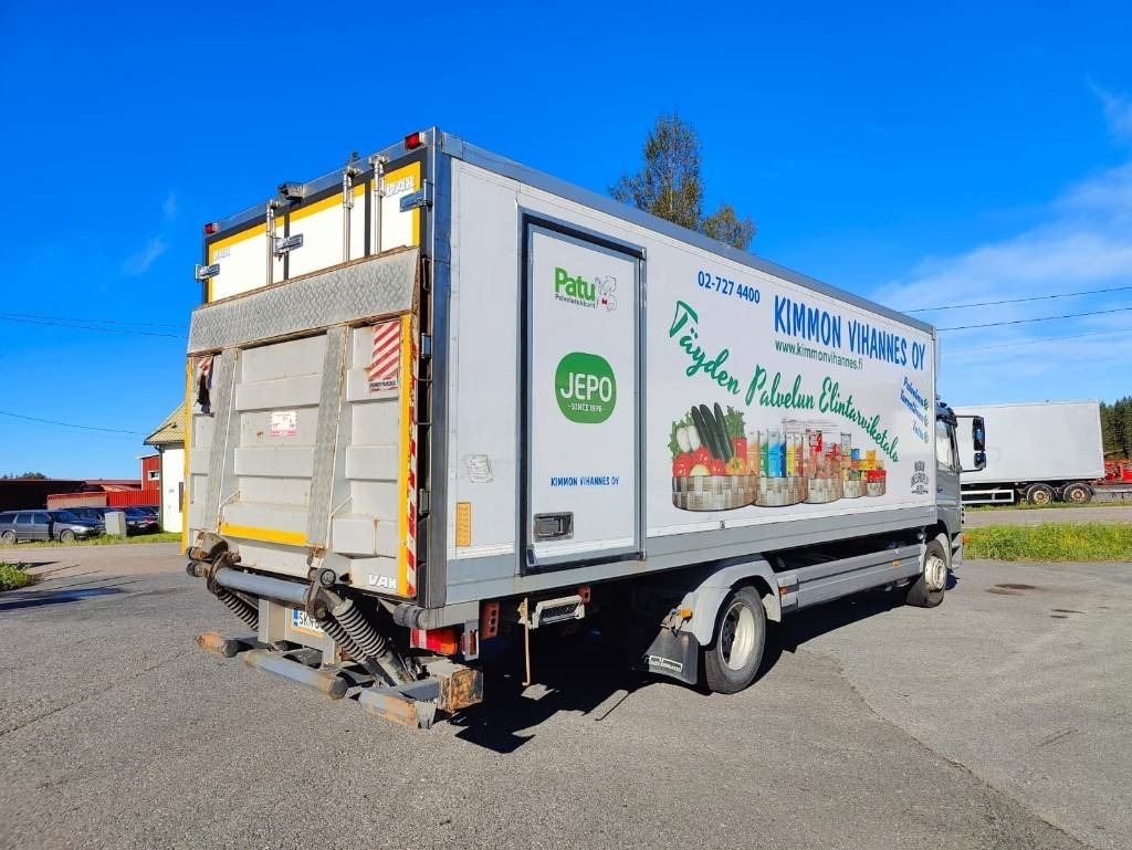 Mercedes-Benz Atego 1524 - Camion fourgon: photos 4 Mercedes-Benz Atego 1524 - Camion fourgon: photos 4