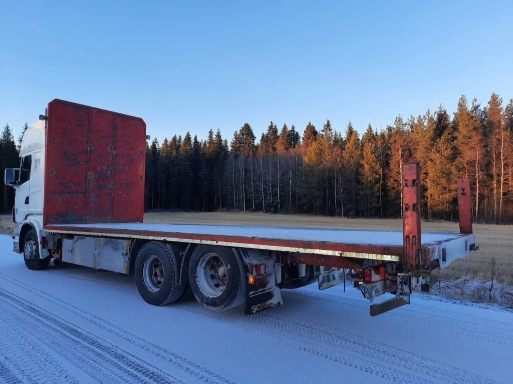Scania R 560 - Camion plateau: photos 3 Scania R 560 - Camion plateau: photos 3