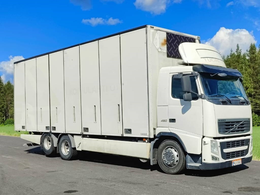Volvo FH 13 460 - Camion fourgon: photos 2 Volvo FH 13 460 - Camion fourgon: photos 2