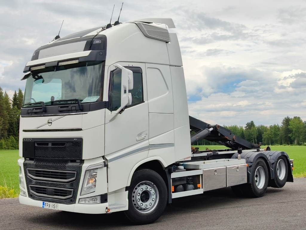 Volvo FH 540  - Camion ampliroll: photos 1 Volvo FH 540  - Camion ampliroll: photos 1