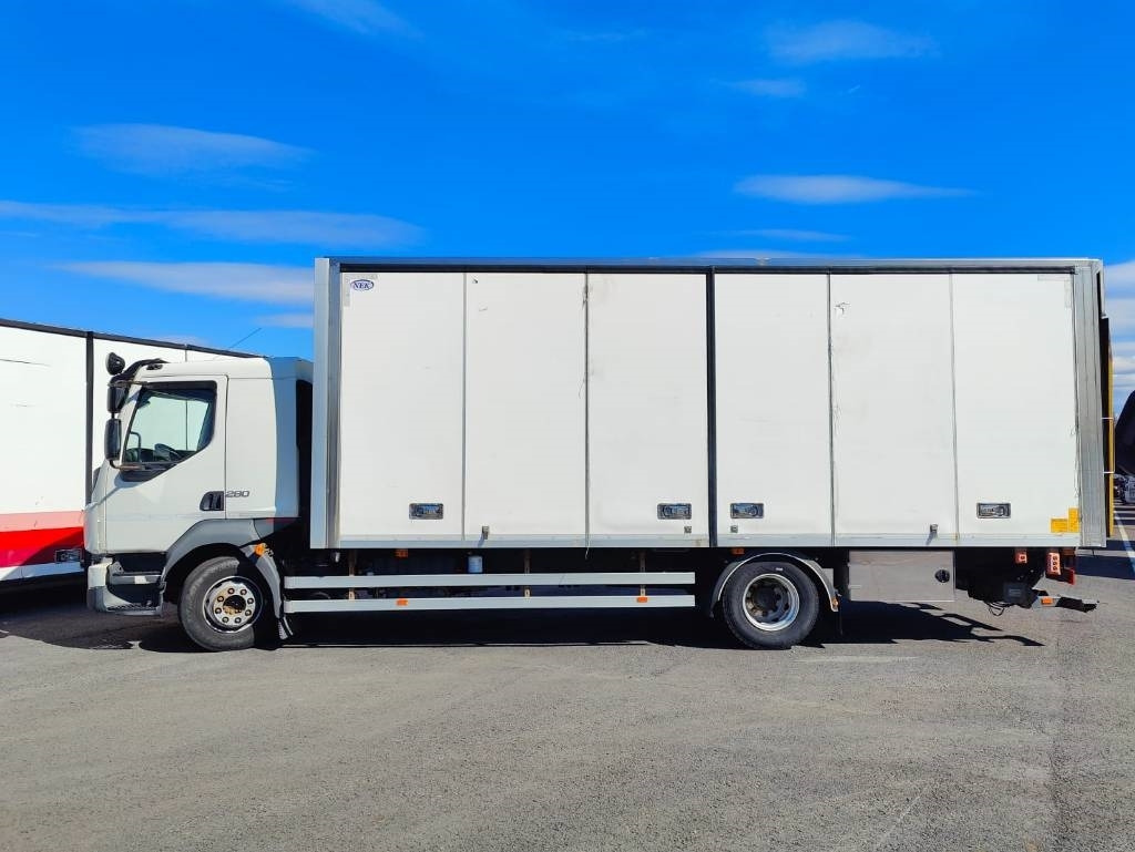 Volvo FL 280 - Camion fourgon: photos 5 Volvo FL 280 - Camion fourgon: photos 5