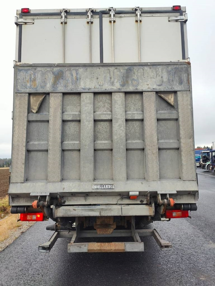 Volvo FM 13 - Camion fourgon: photos 5 Volvo FM 13 - Camion fourgon: photos 5